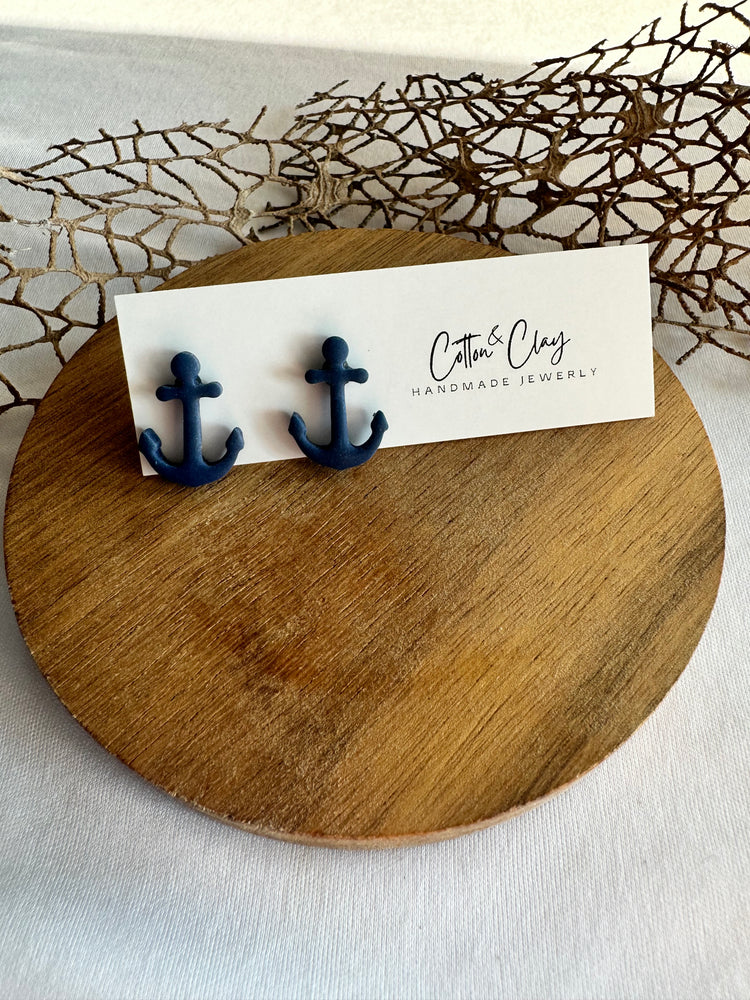 Anchor studs