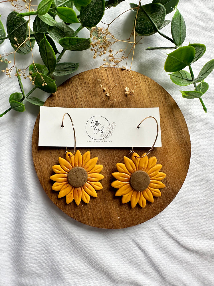 Sunflower on hoop
