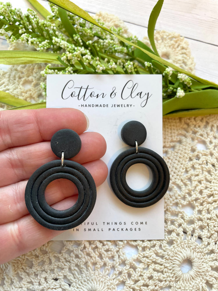 Black circle dangle
