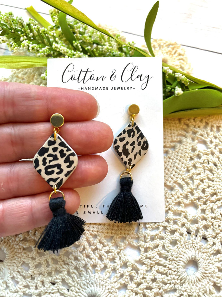 Leopard w/tassel