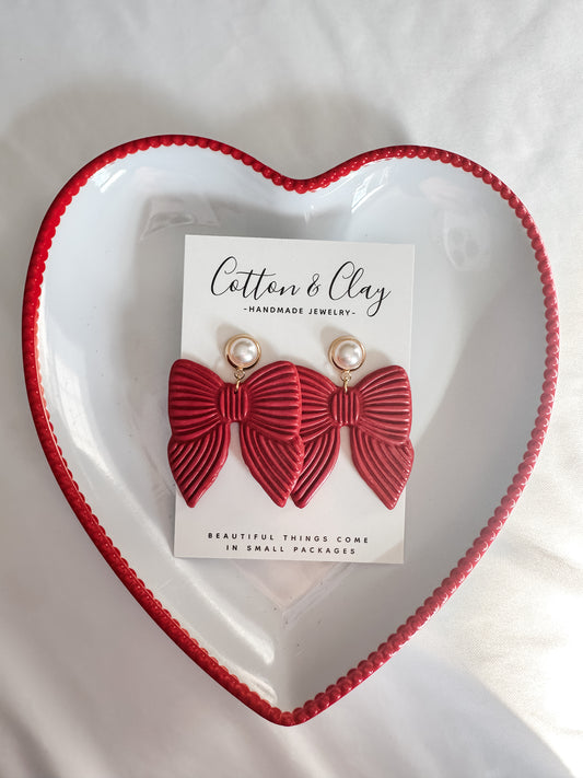 Large red bow